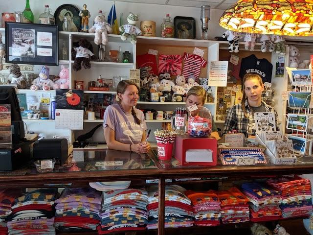 Wilson's Restaurant & Ice Cream Parlor